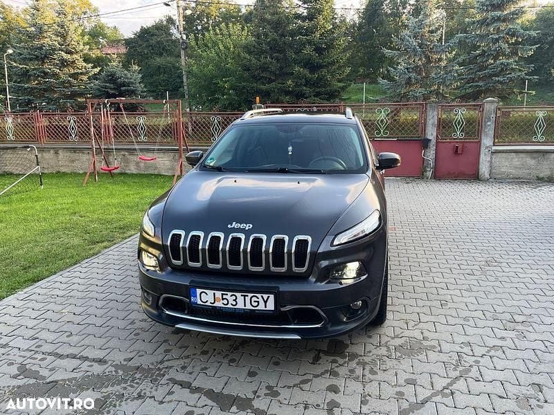 Culoaremaro Utilizat 2015 Jeep Cherokee Limited SUV | 12.999 EUR - Imagine 1/4