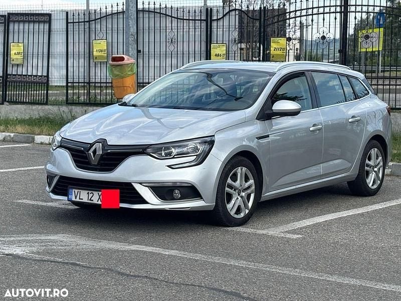 Argint Utilizat 2019 Renault Mégane GrandTour Business Break | 10.700 EUR (Puțin scump) - Imagine 1/4