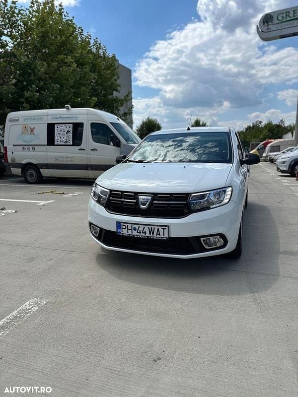 Alb Utilizat 2020 Dacia Logan Comfort Berlinǎ | 6.750 EUR (Super Preț) - Imagine 1/4