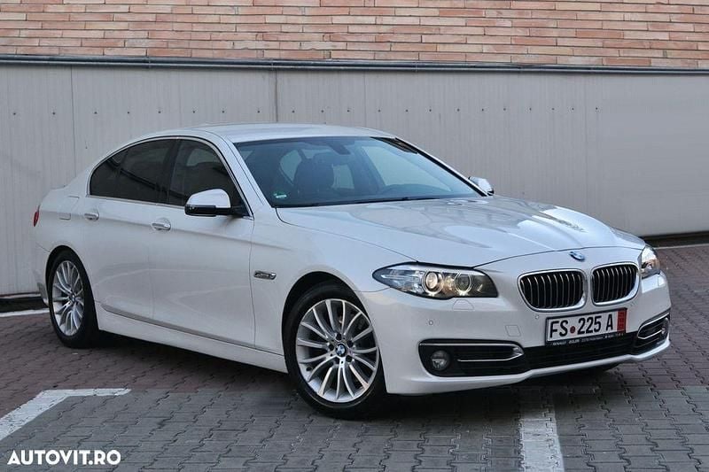 Culoarealb Utilizat 2015 BMW 520 Sport Line Berlinǎ | 13.600 EUR (Super Preț) - Imagine 1/4