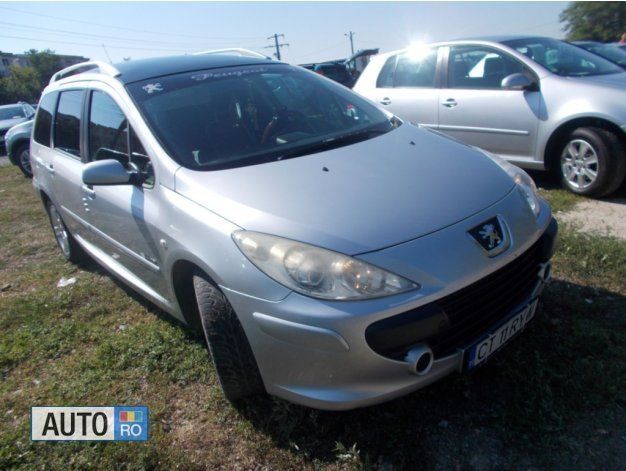 Argintiu Utilizat 2006 Peugeot 307 Break | 1.900 EUR (Preț OK) - Imagine 1/4