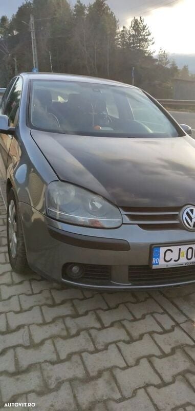 Gri Utilizat 2006 VW Golf V Hatchback | 2.500 EUR (Preț OK) - Imagine 1/3