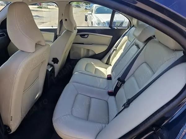 Second-hand Volvo S80 190 CP (139 kW) 2014 Albastru Berlinǎ