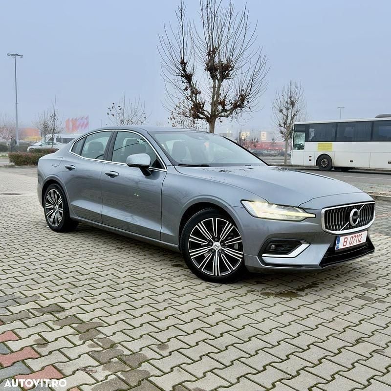 Second-hand Volvo S60 152 CP (111 kW) 2021 Culoaregri Berlinǎ