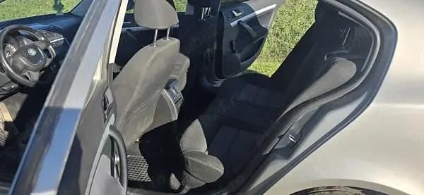Utilizat 2009 Skoda Octavia Berlinǎ | 3.700 EUR (Preț OK) - Imagine 1/4