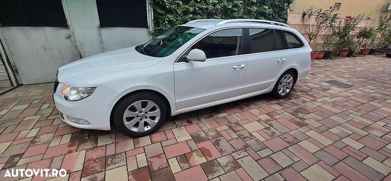 Culoarealb Second-hand 2011 Skoda Superb Active Break | 5.500 EUR (Preț OK) - Imagine 1/4