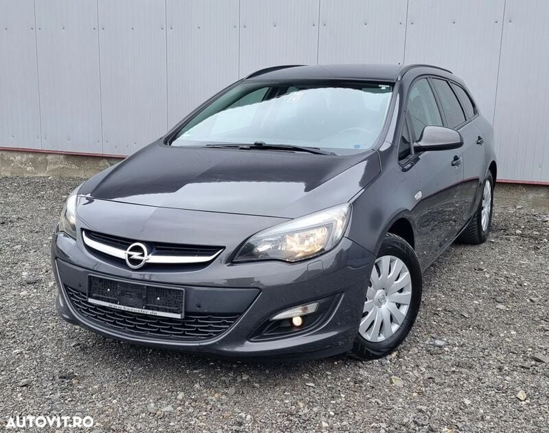 Gri Utilizat 2016 Opel Astra Edition Hatchback | 5.490 EUR (Preț bun) - Imagine 1/4