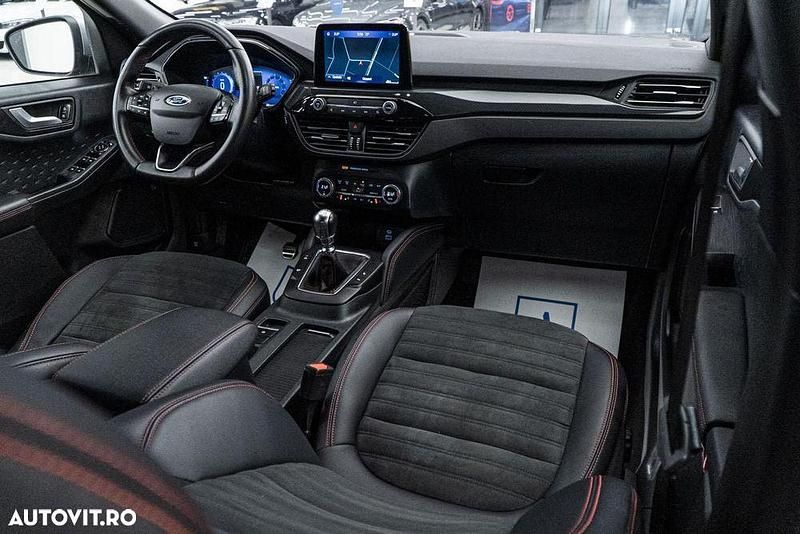 Second-hand Ford Kuga ST-Line X 150 CP (110 kW) 2020 Culoaregri SUV