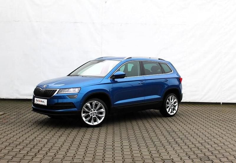 Albastru mediu normal Second-hand 2021 Skoda Karoq Style SUV | 21.900 EUR (Preț OK) - Imagine 1/4