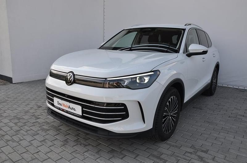 Albnormal Utilizat 2024 VW Tiguan Elegance SUV | 34.900 EUR (Scump) - Imagine 1/4