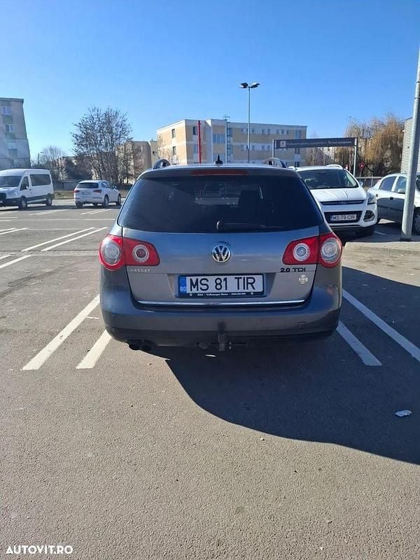 Gri Utilizat 2009 VW Passat Comfortline Break | 2.900 EUR (Super Preț) - Imagine 1/4
