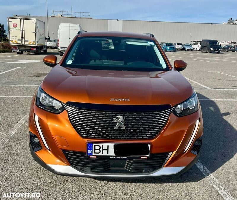 Portocaliu Utilizat 2021 Peugeot 2008 Allure SUV | 18.350 EUR (Puțin scump) - Imagine 1/4