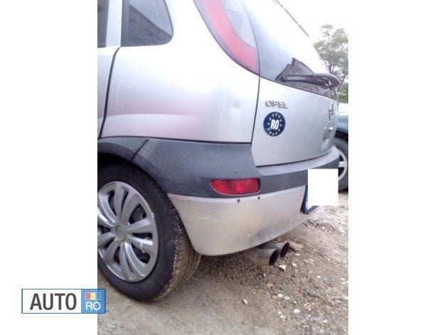 Second-hand Opel Corsa 75 CP (55 kW) 2002 Argintiu Hatchback