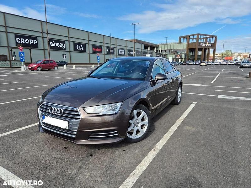 Culoaremaro Second-hand 2016 Audi A4 Sport Berlinǎ | 11.300 EUR (Preț bun) - Imagine 1/4