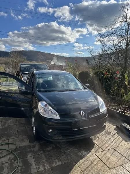 Negru Utilizat 2007 Renault Clio II Hatchback | 1.500 EUR (Super Preț) - Imagine 1/4
