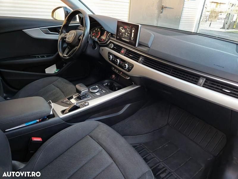 Second-hand Audi A4 Sport 190 CP (139 kW) 2016 Culoarenegru Break