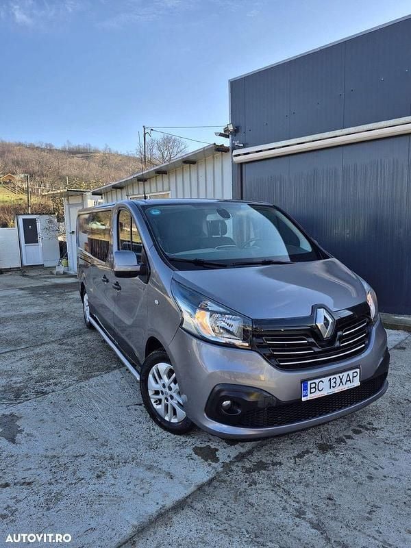 Culoaregri Utilizat 2015 Renault Trafic Expression Van | 9.690 EUR (Preț OK) - Imagine 1/4