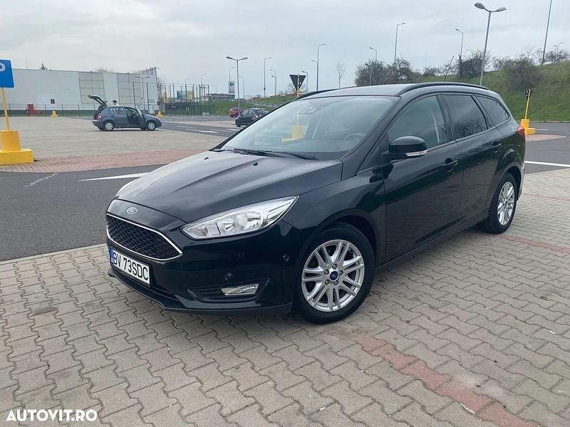 Culoarenegru Utilizat 2015 Ford Focus Active Break | 6.095 EUR (Preț OK) - Imagine 1/4