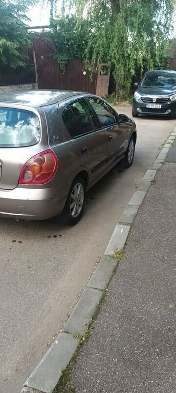 Maro Utilizat 2007 Nissan Almera Hatchback | 2.300 EUR - Imagine 1/4