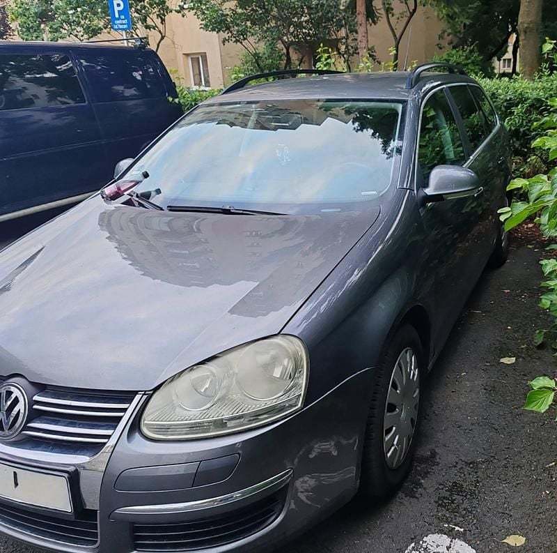 Utilizat 2009 VW Golf VI Break | 3.666 EUR (Preț OK) - Imagine 1/4