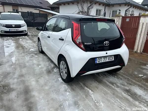 Second-hand Toyota Aygo 53 CP (38 kW) 2021 Hatchback
