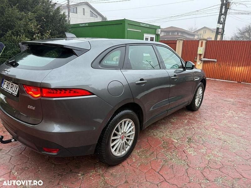 Second-hand Jaguar F-Pace Pure 180 CP (132 kW) 2017 Culoaregri SUV