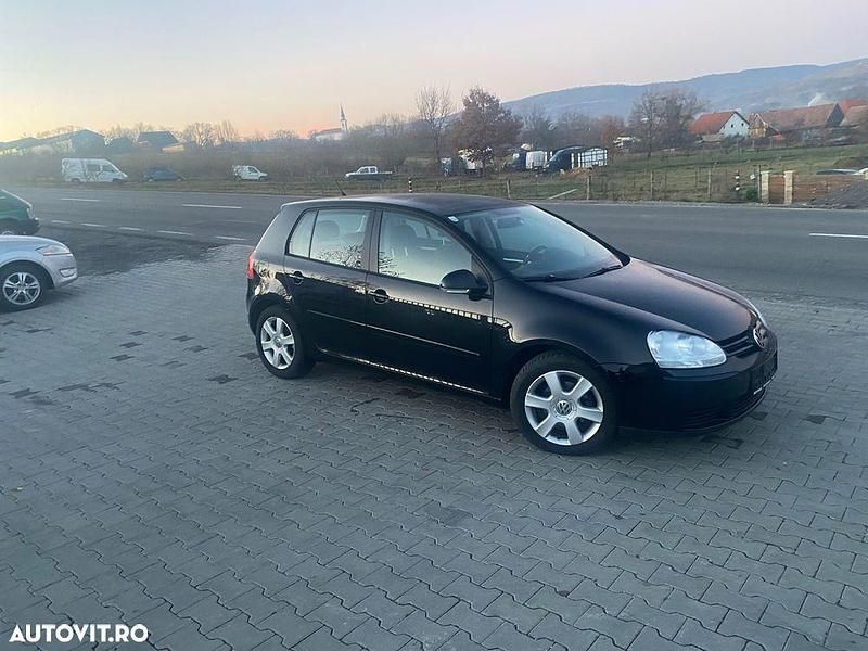 Culoarenegru Utilizat 2009 VW Golf VI | 2.550 EUR (Super Preț) - Imagine 1/4