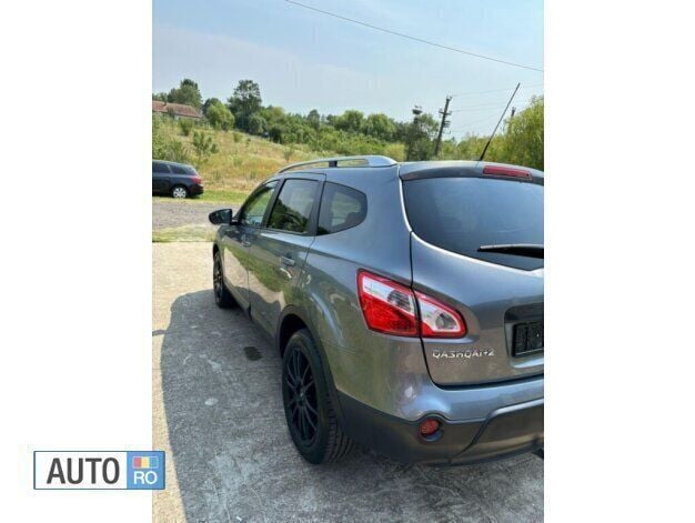 Second-hand Nissan Qashqai 131 CP (96 kW) 2013 Gri SUV