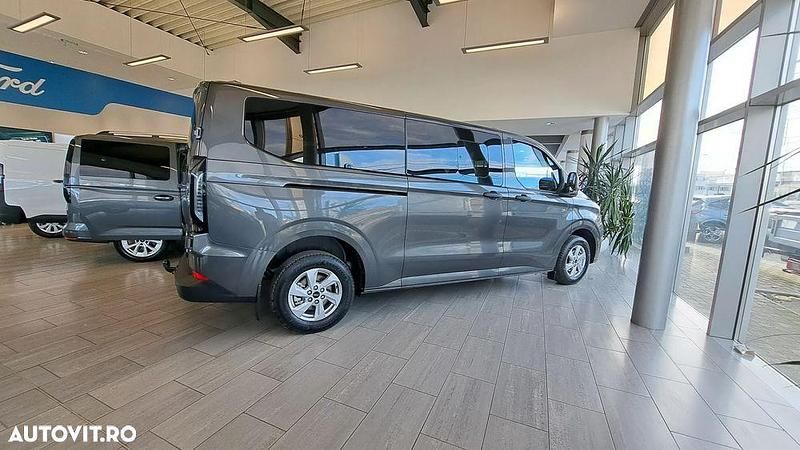 Nouă Ford Transit Custom Trend 150 CP (110 kW) 2025 Culoaregri Monovolum