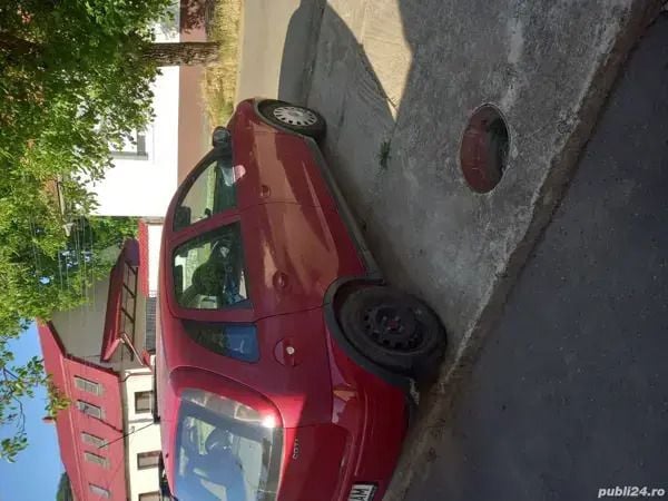 Utilizat 2005 Opel Corsa | 850 EUR - Imagine 1/4