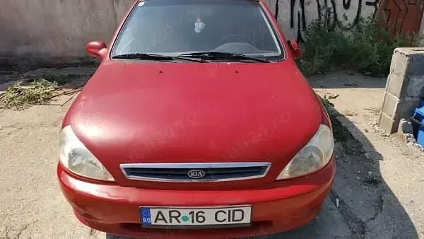 Second-hand Kia Rio 93 CP (68 kW) 2001 Rosu Hatchback