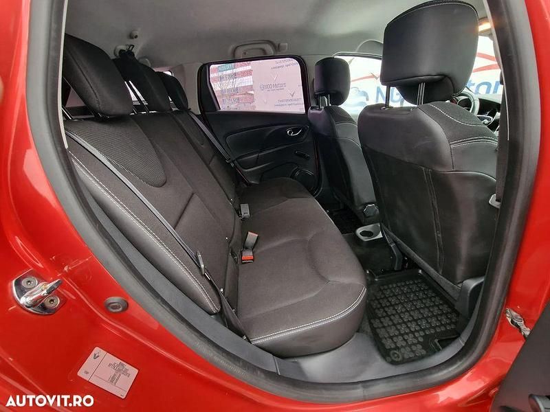 Second-hand Renault Clio GrandTour 90 CP (66 kW) 2014 Culoarerosu Break
