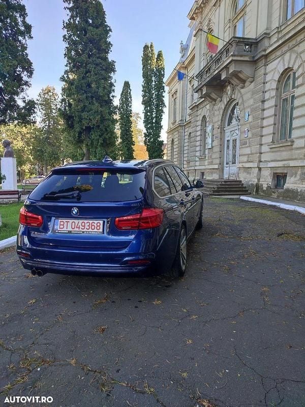 Second-hand BMW 320 Efficient Dynamics 163 CP (119 kW) 2017 Culoarealbastru Break