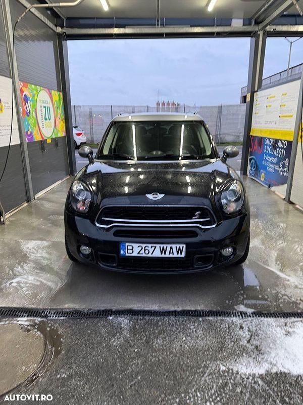 Second-hand Mini Countryman 141 CP (103 kW) 2015 Culoarenegru SUV