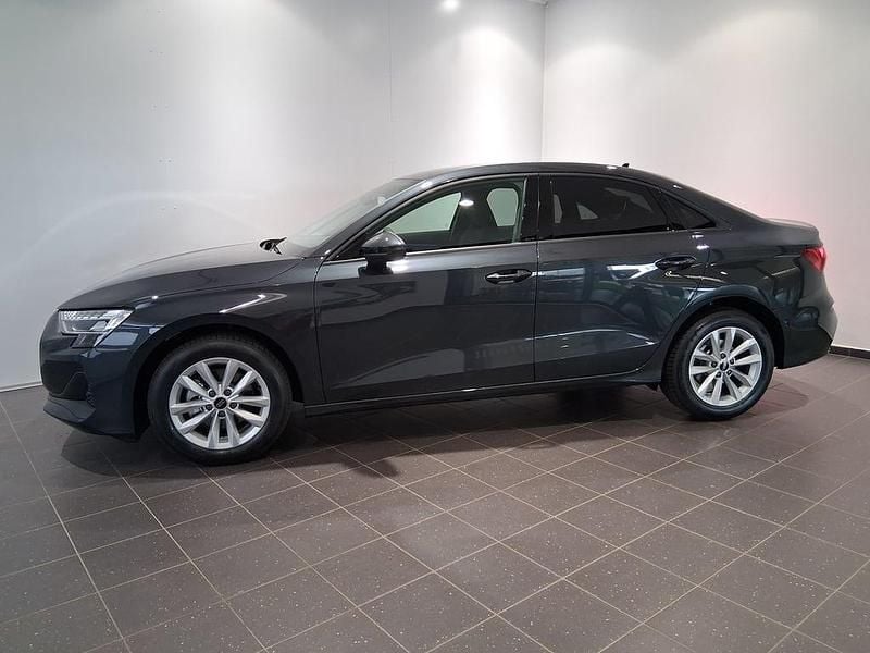 Second-hand Audi A3 116 CP (85 kW) 2025 Gri mediu  normal