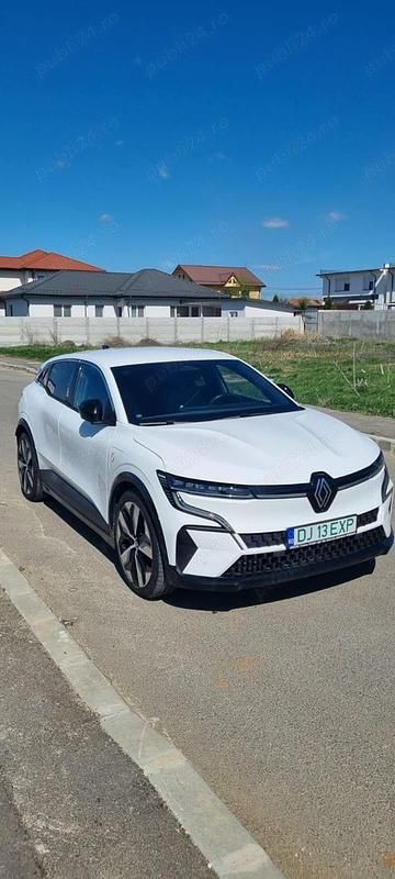 Second-hand Renault Megane E-Tech Techno 154 kW (210 CP) 2023 Hatchback