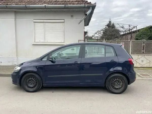 Albastru Utilizat 2006 VW Golf Plus Cross Monovolum | 2.900 EUR - Imagine 1/4