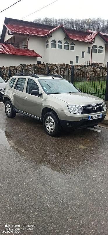 Culoaregalbeuriu Utilizat 2011 Dacia Duster Prestige SUV | 4.950 EUR (Preț OK) - Imagine 1/4