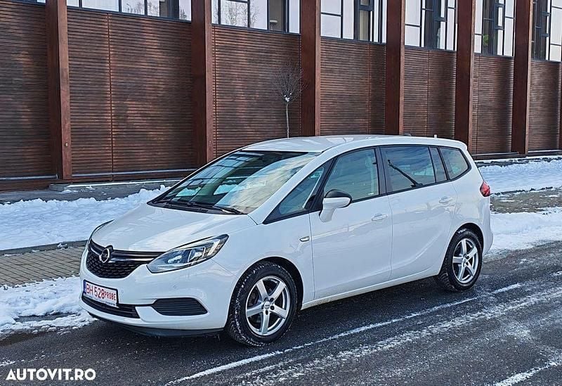 Culoarealb Utilizat 2018 Opel Zafira Innovation Monovolum | 7.999 EUR (Super Preț) - Imagine 1/4