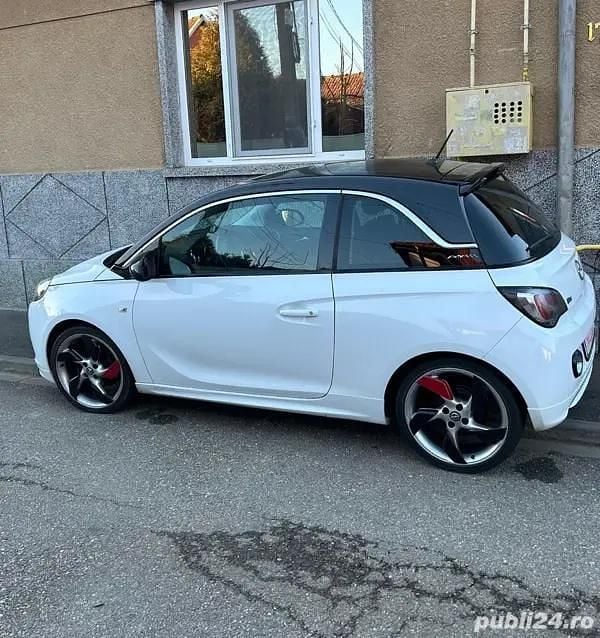 Utilizat 2014 Opel Adam Unlimited Hatchback | 6.500 EUR - Imagine 1/4