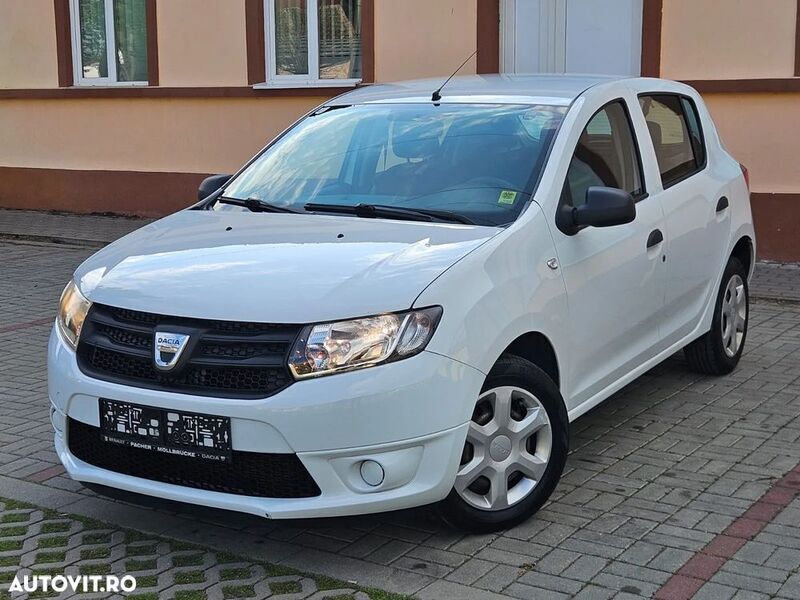 Alb Utilizat 2013 Dacia Sandero Hatchback | 3.449 EUR (Preț OK) - Imagine 1/4