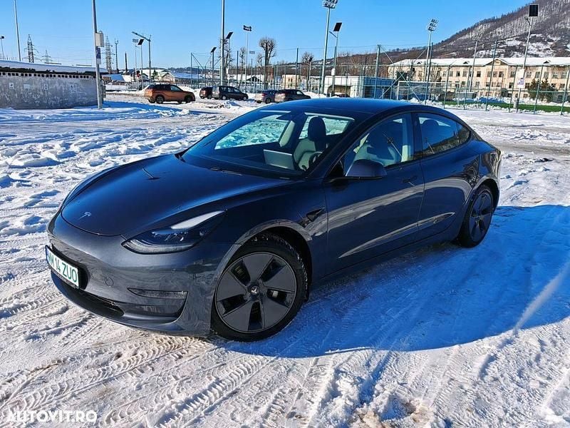 Second-hand Tesla Model 3 365 kW (497 CP) 2021 Culoaregri Berlinǎ