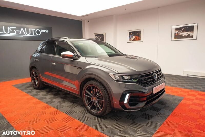 Gri Utilizat 2020 VW T-Roc SUV | 30.940 EUR - Imagine 1/4