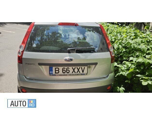Second-hand Ford Fiesta 80 CP (58 kW) 2007 Gri Hatchback