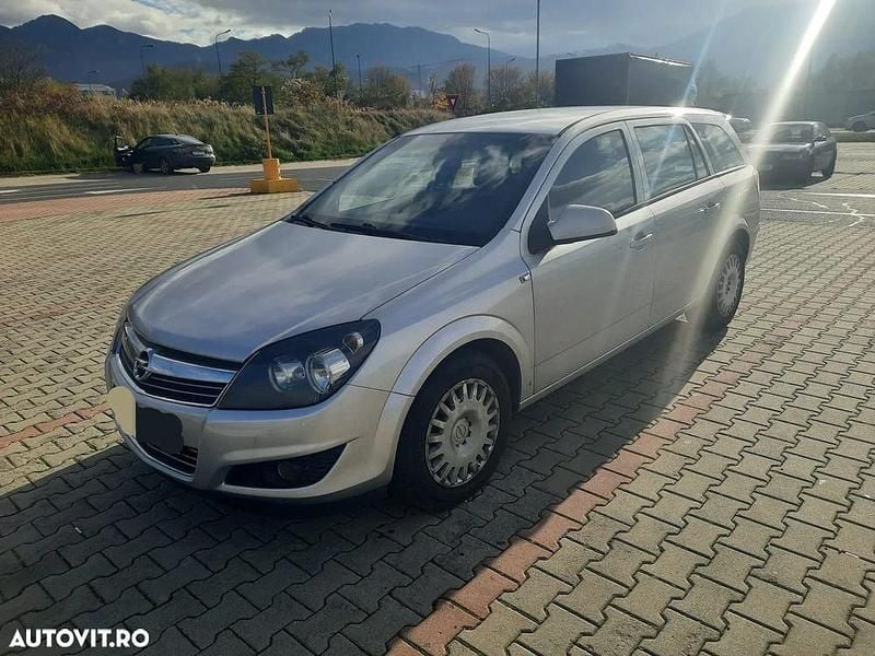 Culoaregri Utilizat 2012 Opel Astra Break | 3.799 EUR (Preț OK) - Imagine 1/4