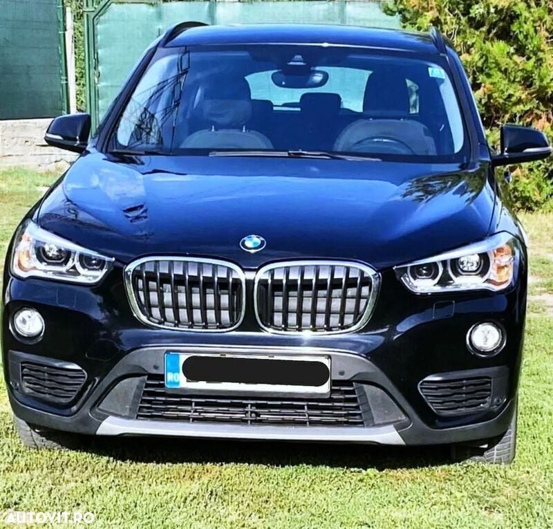 Negru Utilizat 2017 BMW X1 SUV | 12.300 EUR (Super Preț) - Imagine 1/4