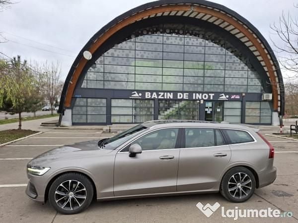 Second-hand 2019 Volvo V60 Break | 17.000 EUR (Scump) - Imagine 1/4