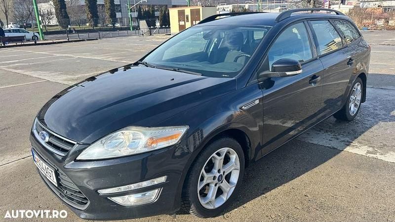 Culoarenegru Second-hand 2010 Ford Mondeo Titanium Break | 4.900 EUR (Puțin scump) - Imagine 1/4