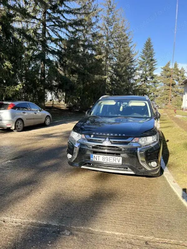 Utilizat 2016 Mitsubishi Outlander P-HEV SUV | 16.400 EUR - Imagine 1/4