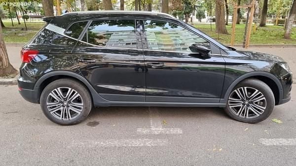 Negru Utilizat 2020 Seat Arona SUV | 9.999 EUR (Preț bun) - Imagine 1/4
